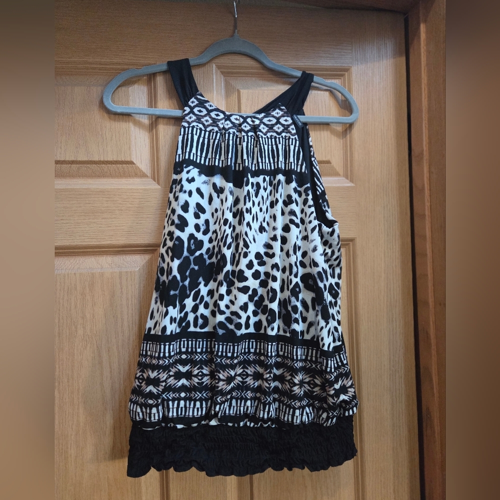 Stylish Black and White Womans Top